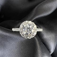 14K WHITE GOLD 1.05CTW DIAMOND HALO ENGAGEMENT RING